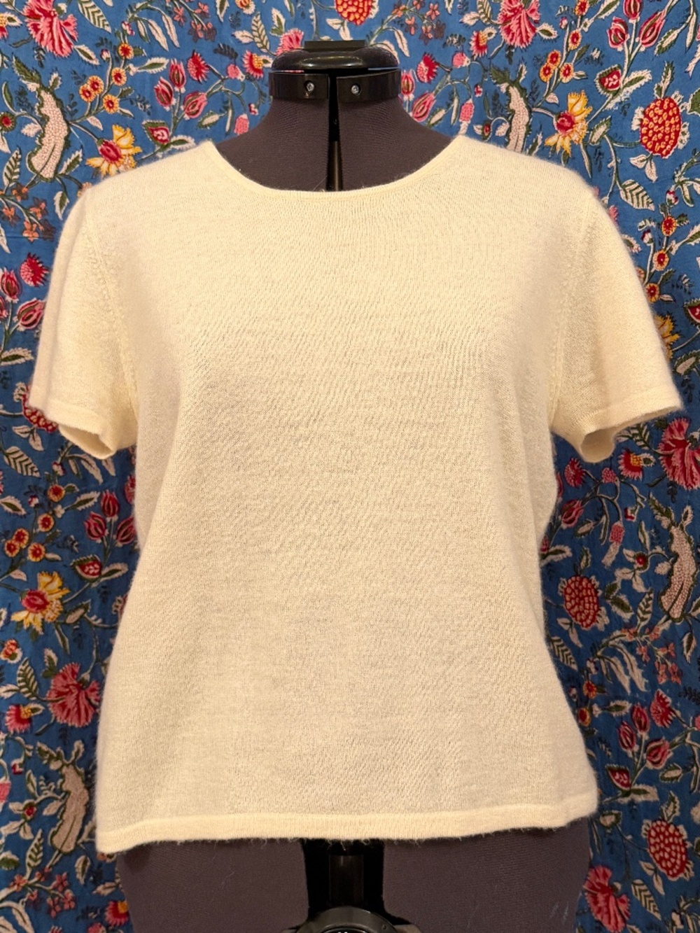 Beautiful TSE 100% Cashmere Top, Size Small